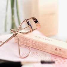 Can Gro Eyelash Curler