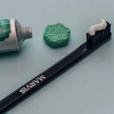 Marvis Toothbrush Medium Bristle with Black Handle