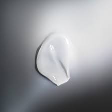 Qiqi All Out Blowout Styling Cream