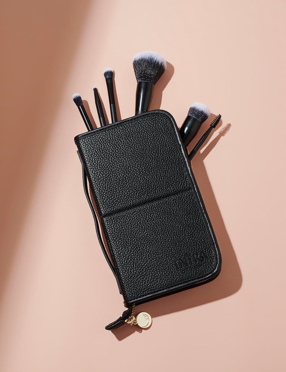 INIKA Organic Vegan Brush Case.
