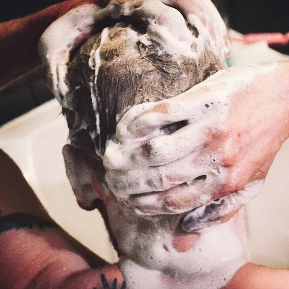 MUVO Deep Cleansing Shampoo 1 Litre.