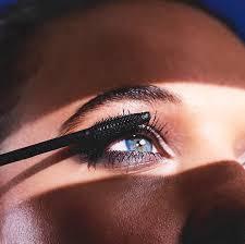 Mascara Magic: Enhance Your Lashes with Celcius Beauty