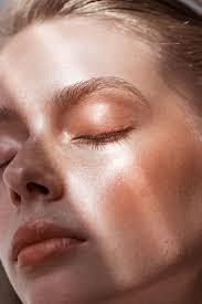 The Australian Summer Skincare Routine: From AM to PM