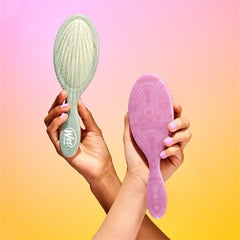 Wet Brush Reclaimed Romance Detangler