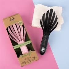 WetBrush Go Green Curl Detangler