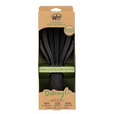 WetBrush Go Green Curl Detangler