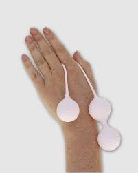 Par Femme AAH Kegel Set