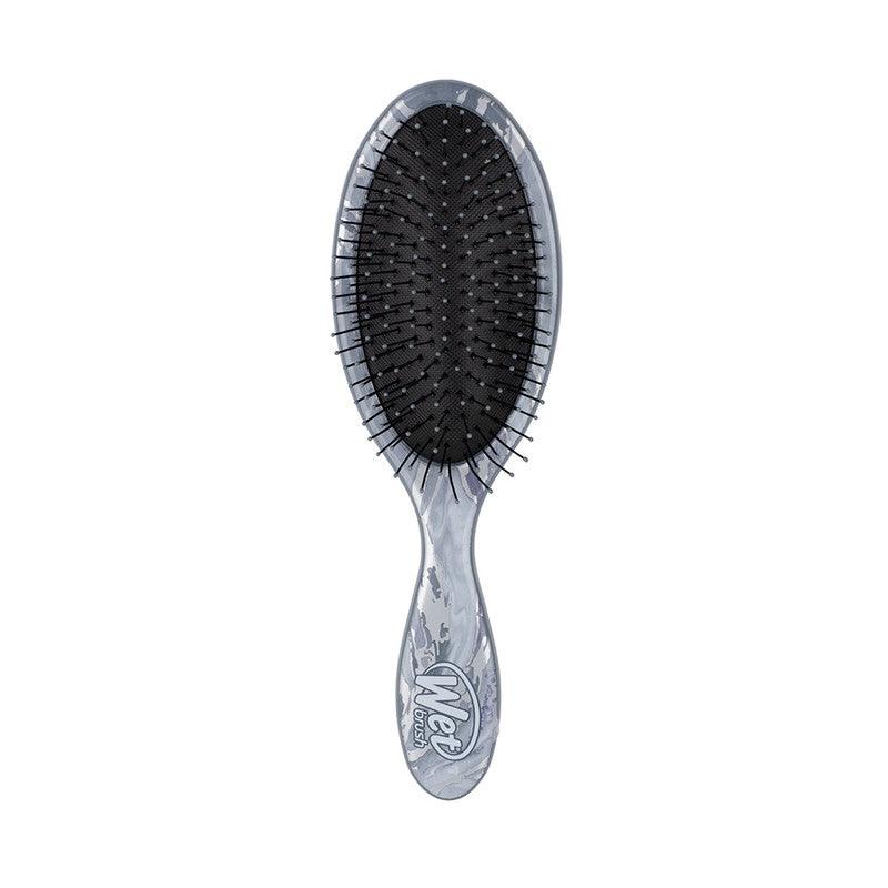 Wet Brush Metallic Marble Silver.