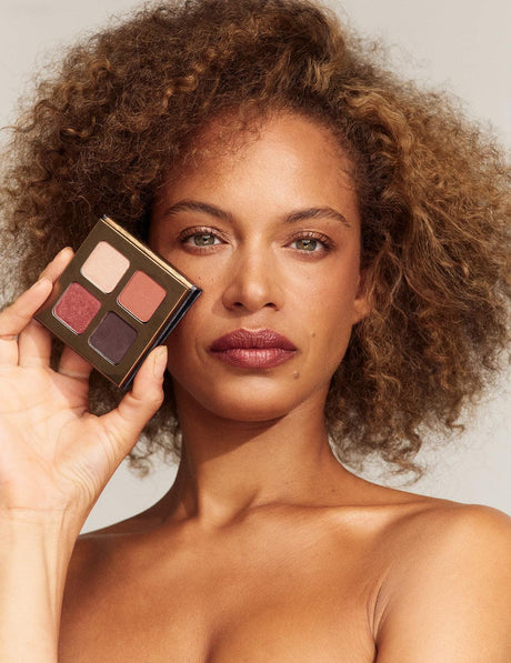 INIKA Organic Quad Eyeshadow Palette Flowers 8g.