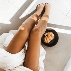 Sunescape Self Tanning Mousse Month in Maui Dark 150ml